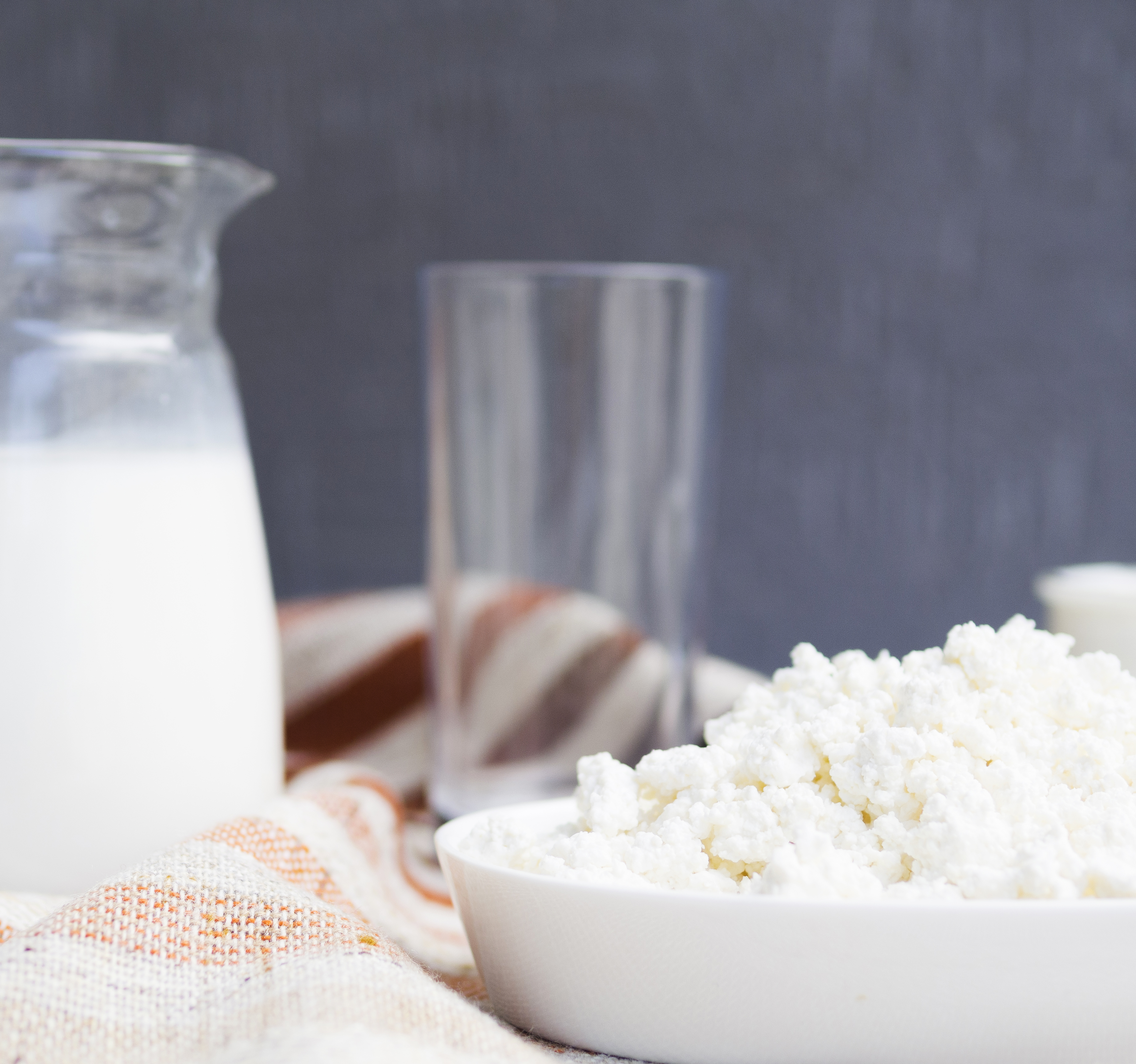 água de arroz fermentada para olheiras